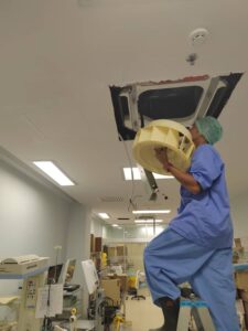 Kerja-kerja pemasangan dan membaik pulih aircond di Hospital Angkatan Tentera Tuanku Mizan