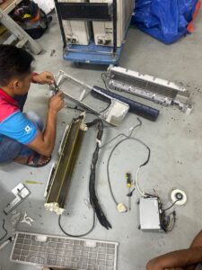 Kerja-kerja membaik pulih dan servis di Arina Hotel Bangi